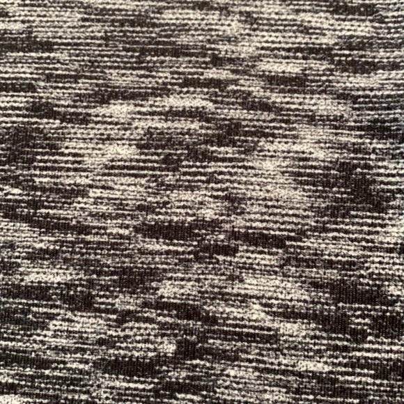 Lululemon racerback tank top SZ 4 - Picture 4 of 4